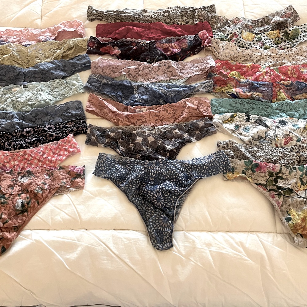 Hanky Panky regular raised thongs Gently Used